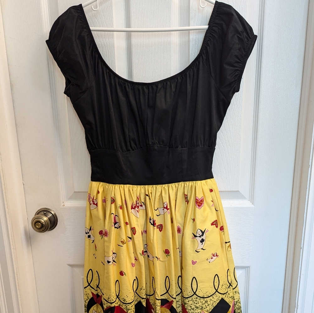 Pinup Girl (PUG) Queen of Hearts Dress BNWT Sz L